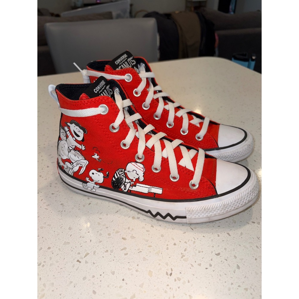 Converse Peanuts Chuck Taylor All Star High Top Red Snoopy A02573F Mens 6 Wmns 8